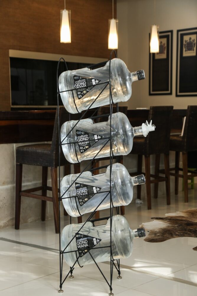 Organizador Vertical de 4 Envases de Agua Gond Wana